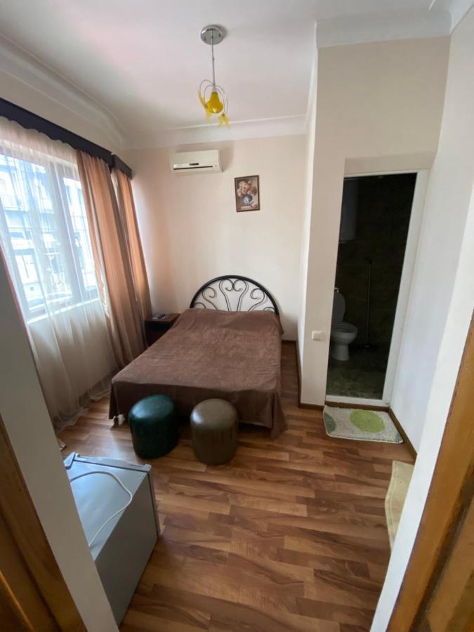 Hotel Dadiani Batoemi Buitenkant foto