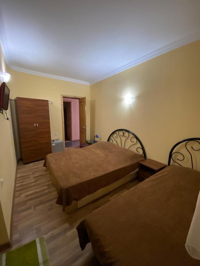 Hotel Dadiani Batoemi Buitenkant foto