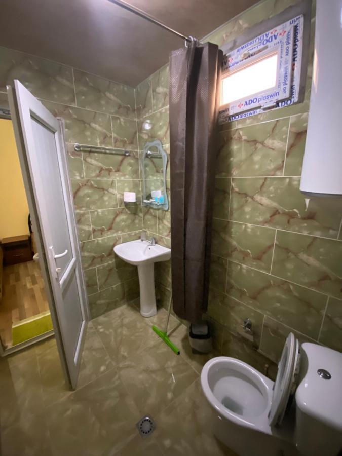 Hotel Dadiani Batoemi Buitenkant foto
