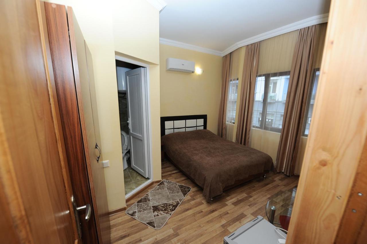 Hotel Dadiani Batoemi Buitenkant foto
