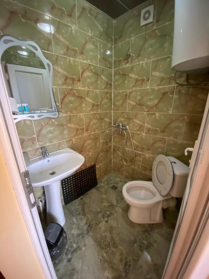 Hotel Dadiani Batoemi Buitenkant foto